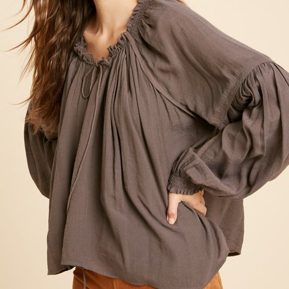 NWT Boho Gauze ruffled blouse with smocked cuffs (bohemian top) - Picture 8 of 8